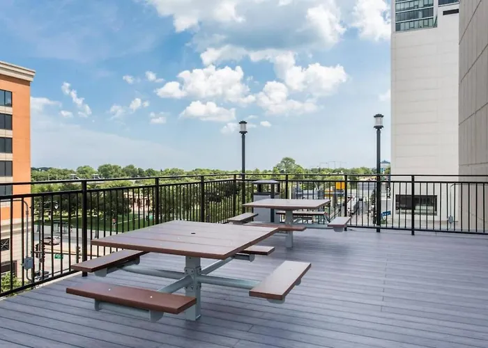 Mich Ave Downtown 2bd, Grant Park Museums #25 Appartement