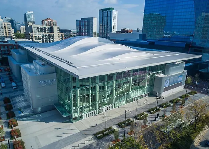 Mich Ave Downtown 2bd, Grant Park Museums #25